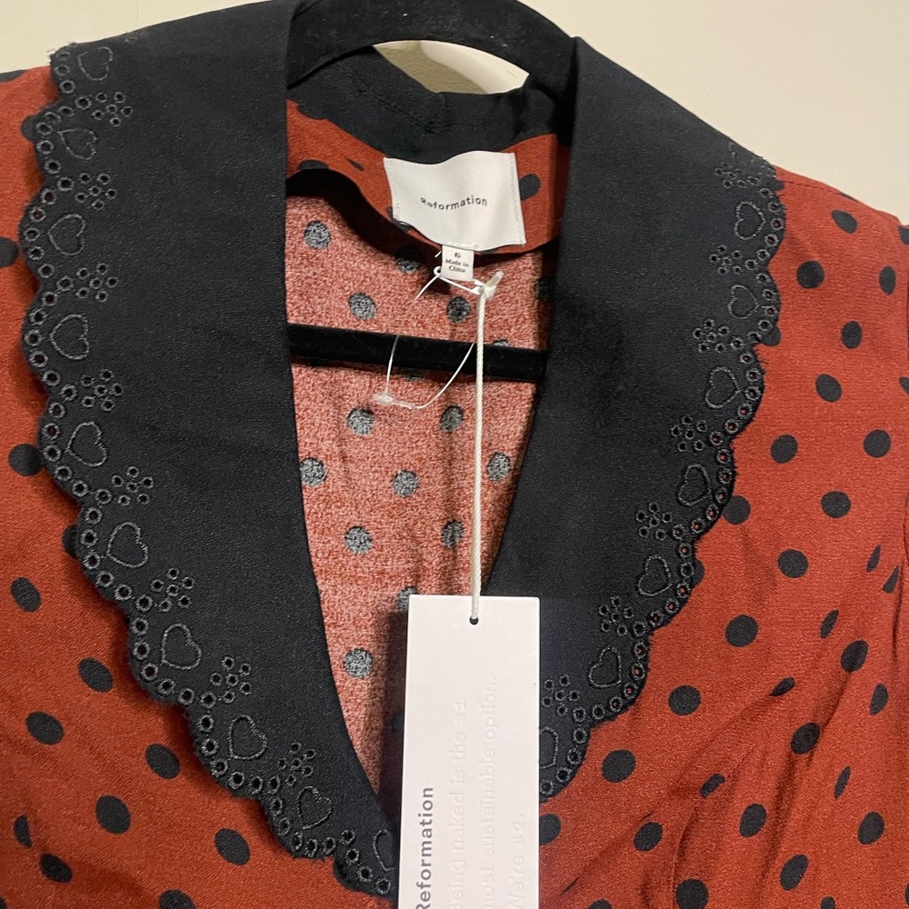 REFORMATION Galene Dress in Fig Jam Dot - Picture 8 of 12
